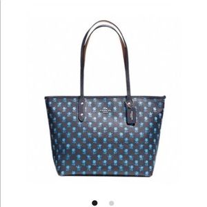 Coach City Zip Tote In Badlands Floral Print